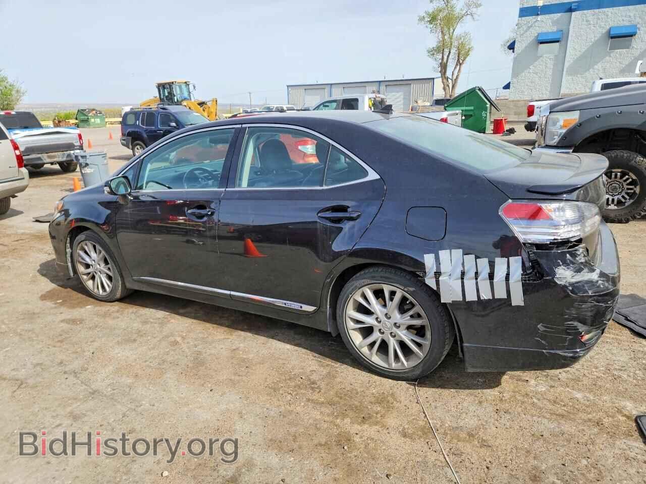 2011 LEXUS HS - VIN: JTHBB1BAXB2046276 - Photo 2