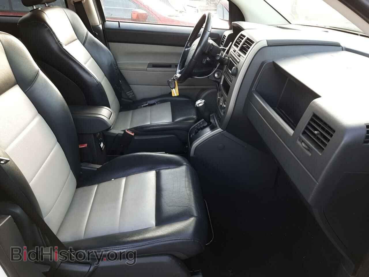 2007 JEEP COMPASS - VIN: 1J8FT57W17D108356 - Photo 5