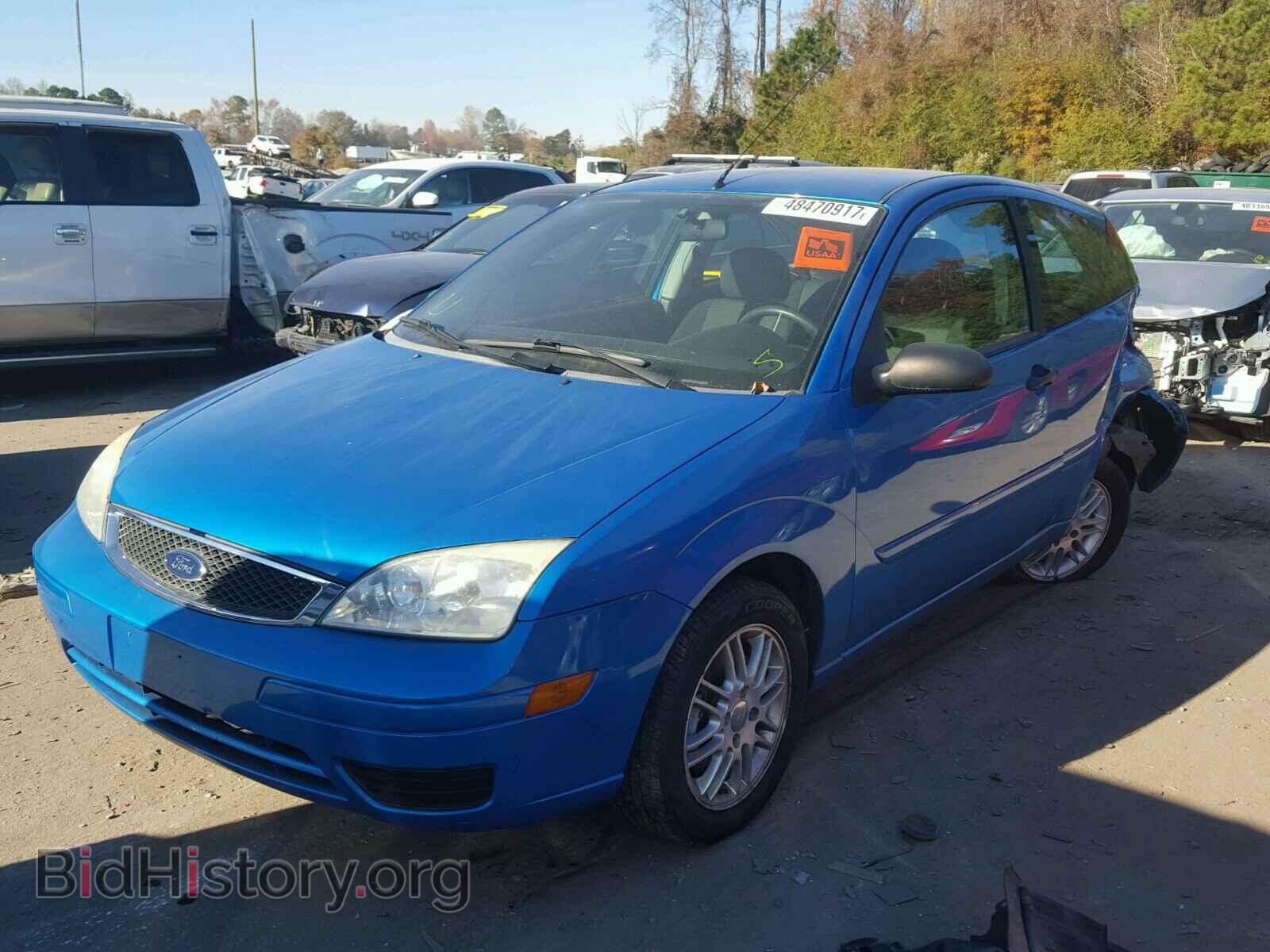 2007 FORD FOCUS - VIN: 1FAFP31N97W158710 - Photo 2