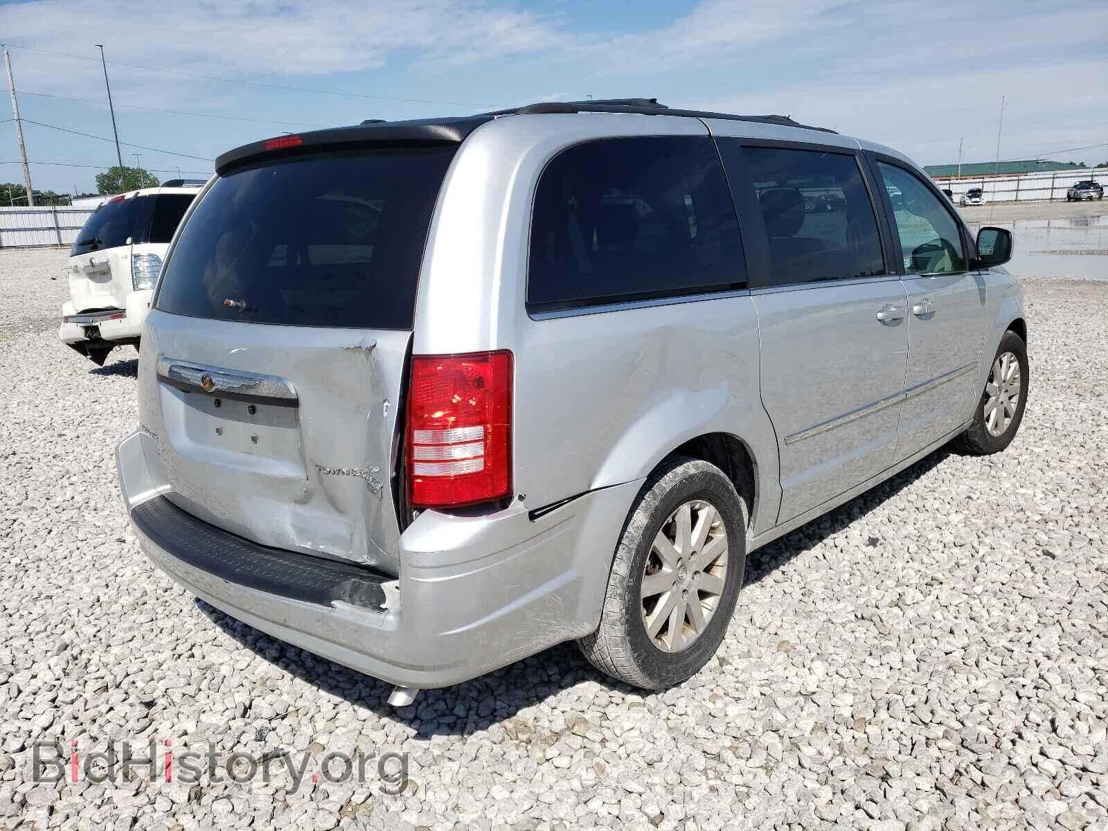 2010 CHRYSLER MINIVAN - VIN: 2A4RR5D19AR105120 - Photo 4
