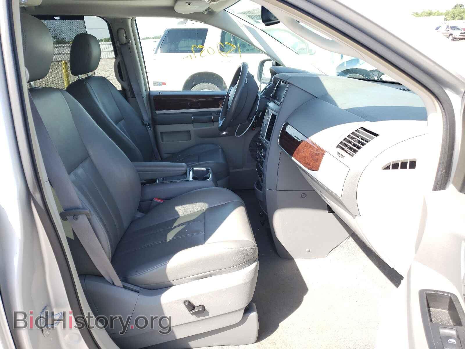 2010 CHRYSLER MINIVAN - VIN: 2A4RR5D19AR105120 - Photo 5