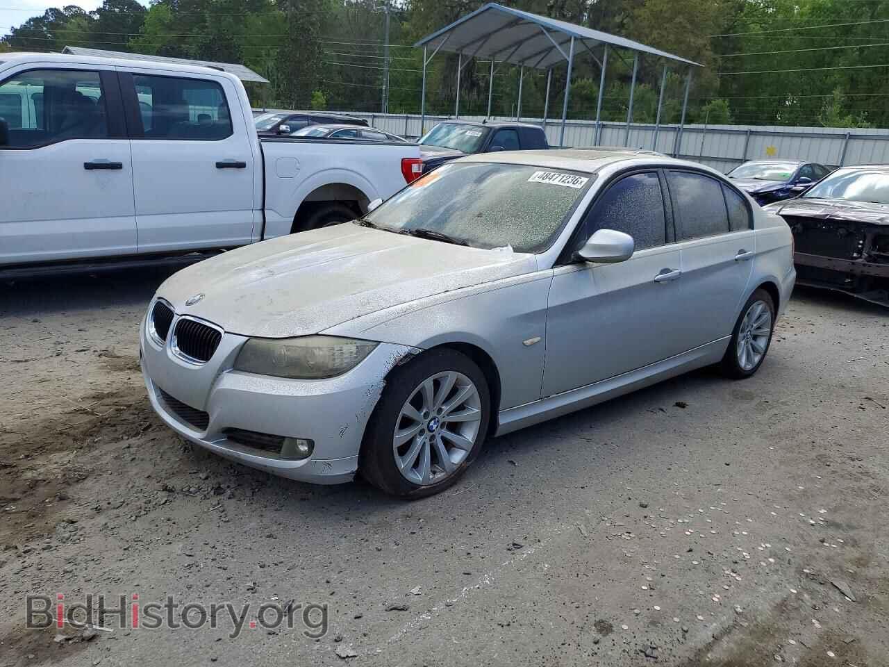 Photo WBAPH7C56BE682425 - BMW 3 SERIES 2011