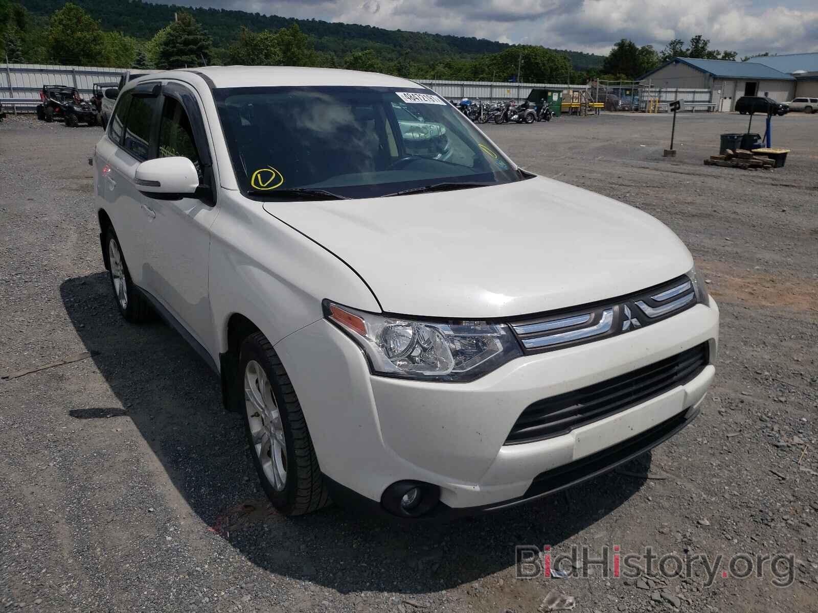 Photo JA4AZ3A34EZ017742 - MITSUBISHI OUTLANDER 2014