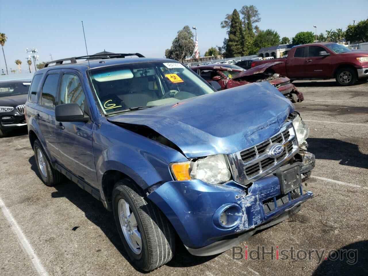 Photo 1FMCU0DG8AKD33167 - FORD ESCAPE 2010