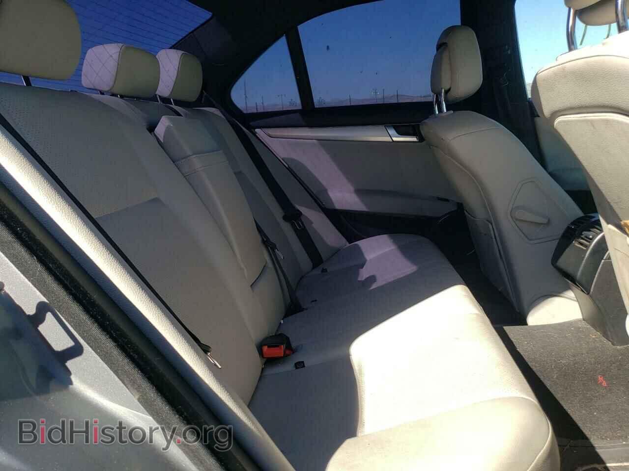 2012 MERCEDES-BENZ C-CLASS - VIN: WDDGF4HB3CA623014 - Фото 6