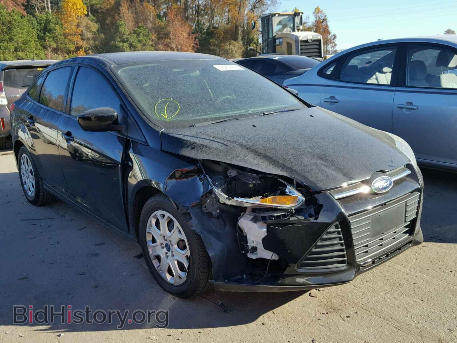 Photo 1FAHP3F28CL282714 - FORD FOCUS 2012