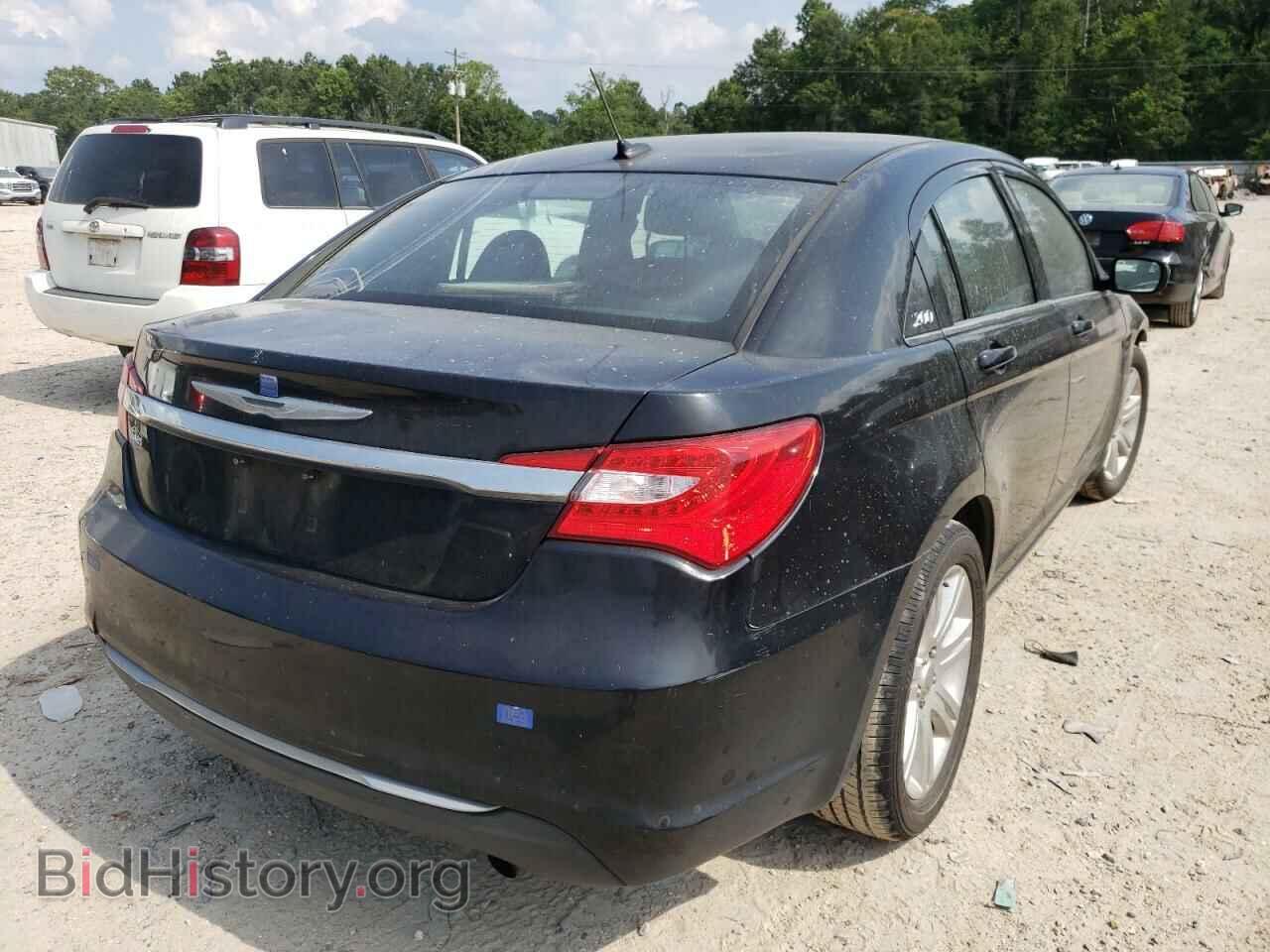 2013 CHRYSLER 200 - VIN: 1C3CCBBB1DN705613 - Фото 4