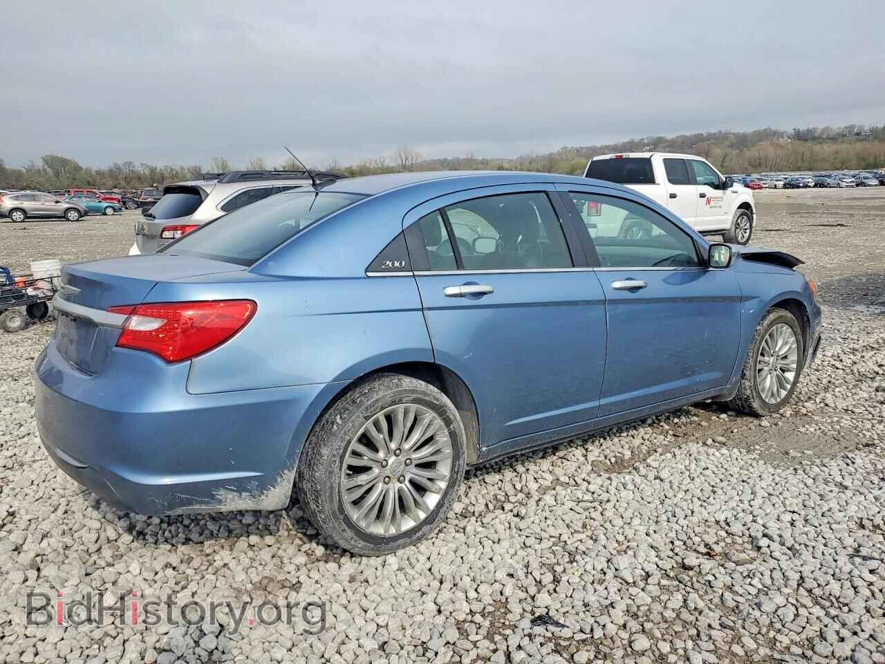 2011 CHRYSLER 200 - VIN: 1C3BC2FG5BN582610 - Фото 3