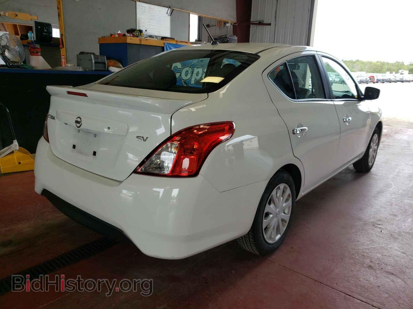 2019 NISSAN VERSA - VIN: 3N1CN7AP3KL856761 - Фото 4