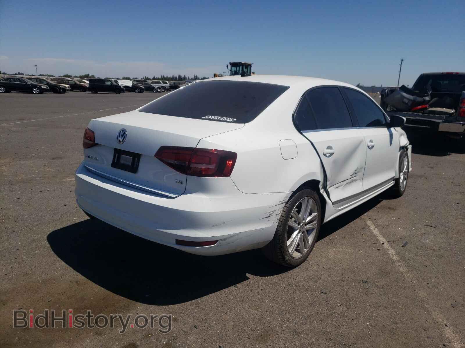 2017 VOLKSWAGEN JETTA - VIN: 3VWL17AJ3HM399759 - Фото 4