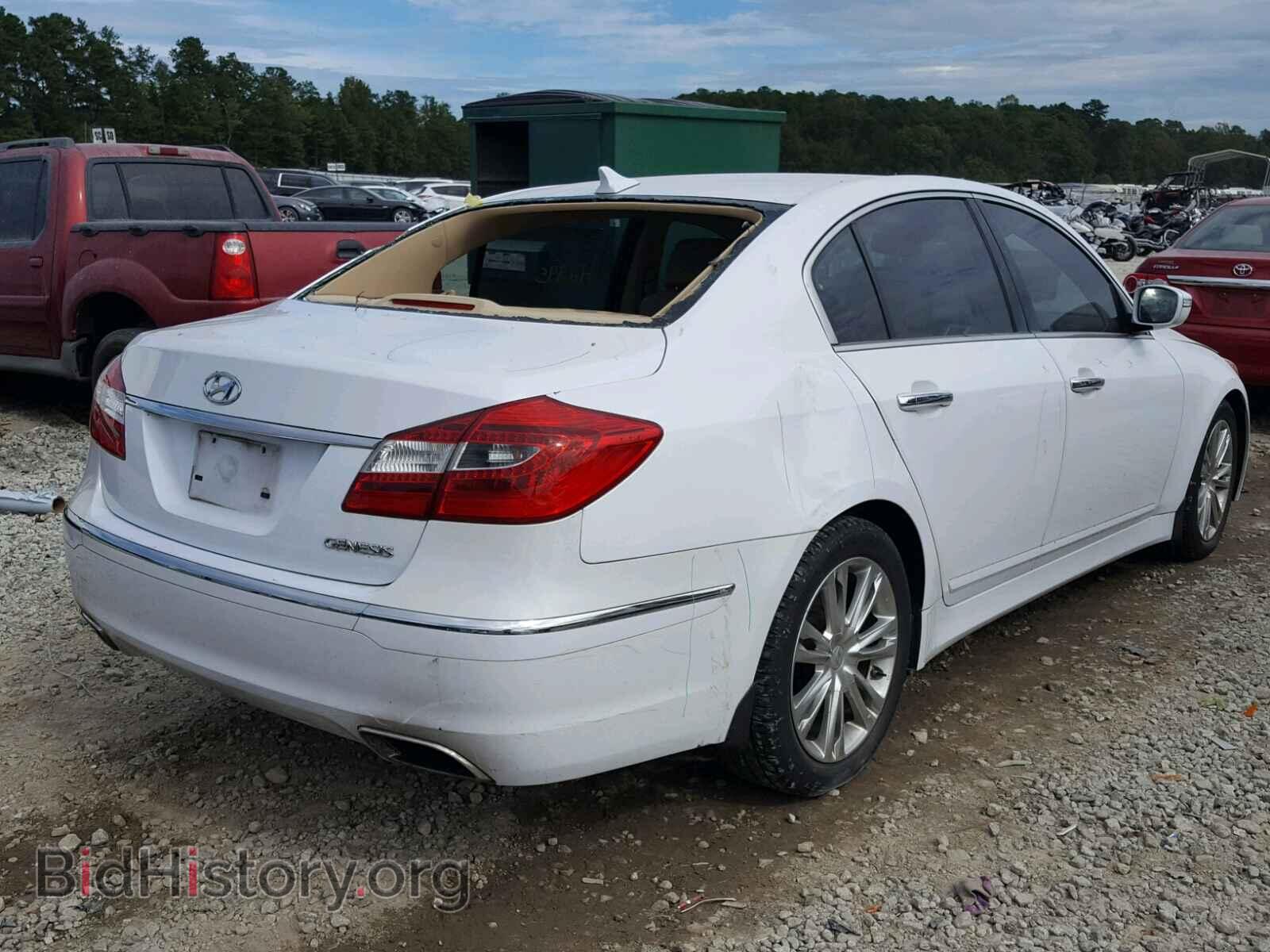 2014 HYUNDAI GENESIS - VIN: KMHGC4DD3EU259801 - Фото 4