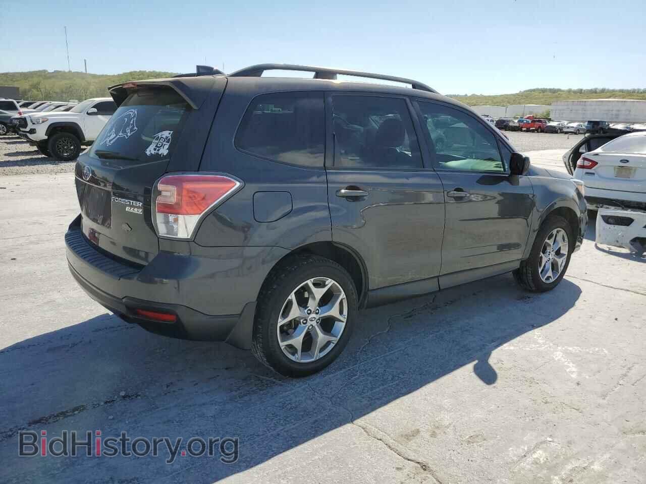 2017 SUBARU FORESTER - VIN: JF2SJADC0HH435177 - Фото 3