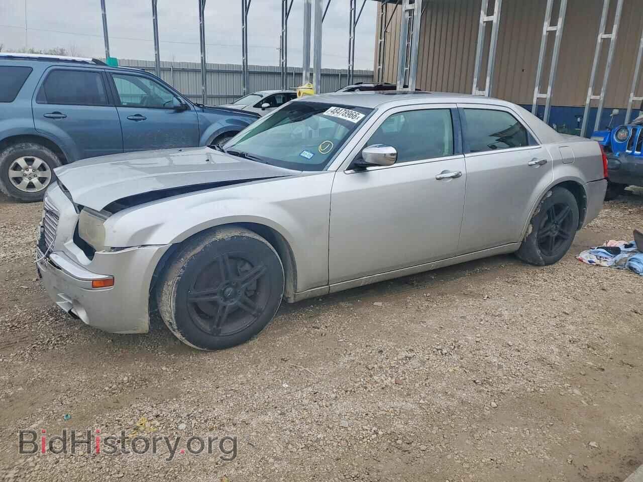 Фотография 2C3CA6CT6AH145323 - CHRYSLER 300 2010