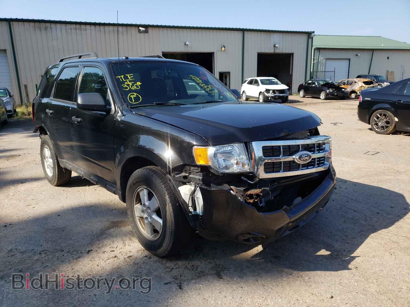 Фотография 1FMCU0D75BKB13969 - FORD ESCAPE 2011