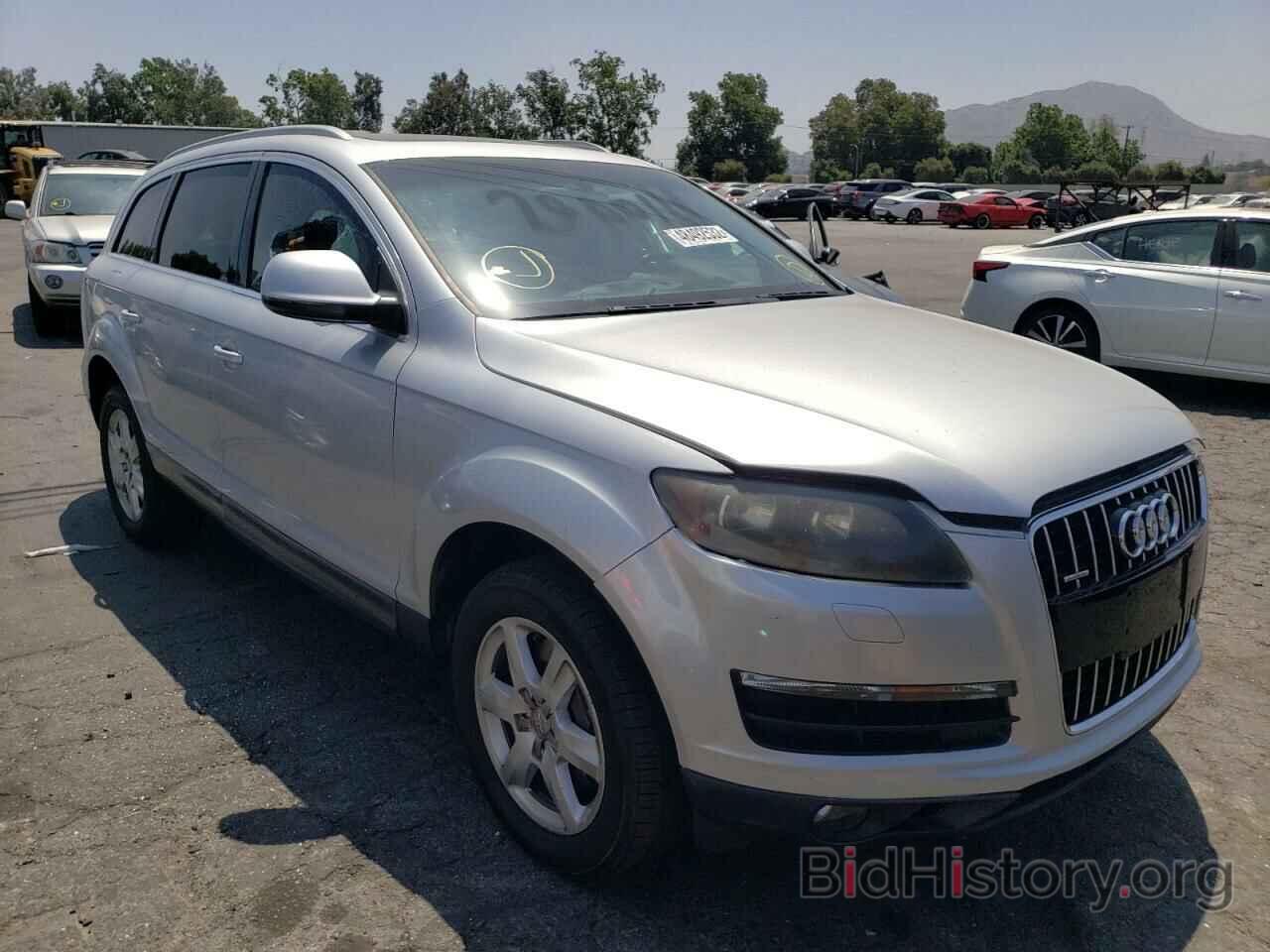 Фотография WA1CYAFE8AD008267 - AUDI Q7 2010