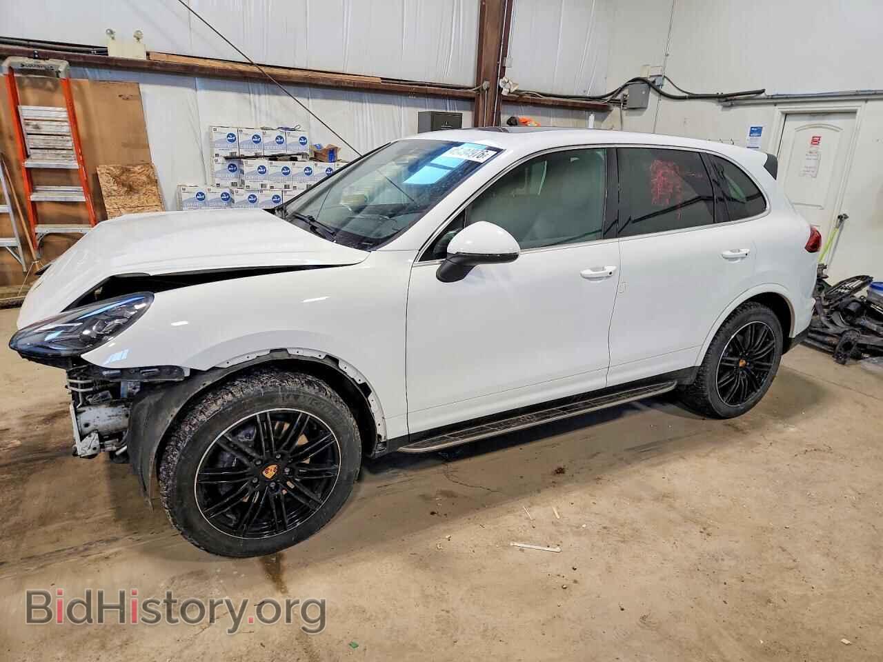 Photo WP1AA2A20GLA04621 - PORSCHE CAYENNE 2016