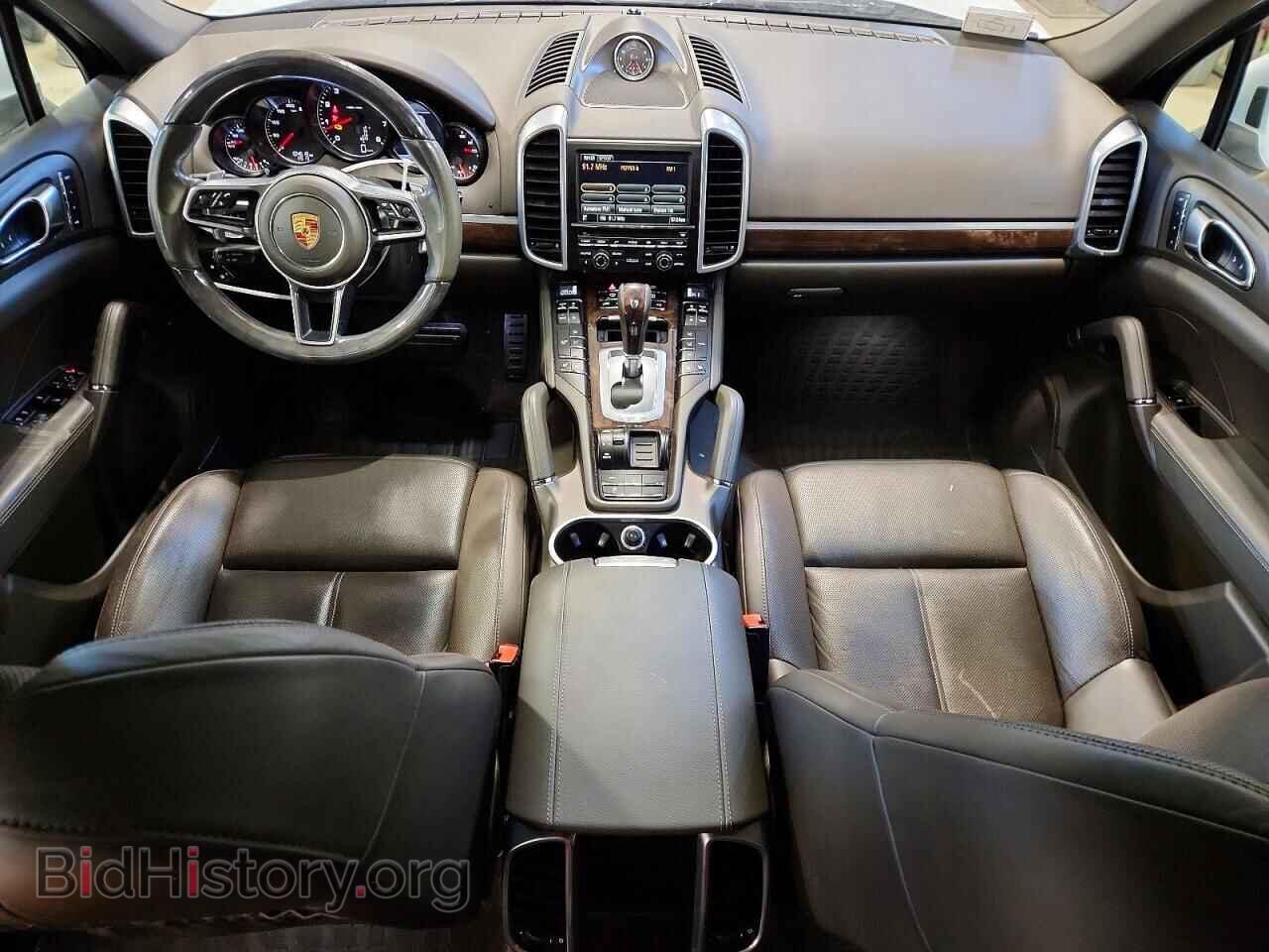 2016 PORSCHE CAYENNE - VIN: WP1AA2A20GLA04621 - Photo 8