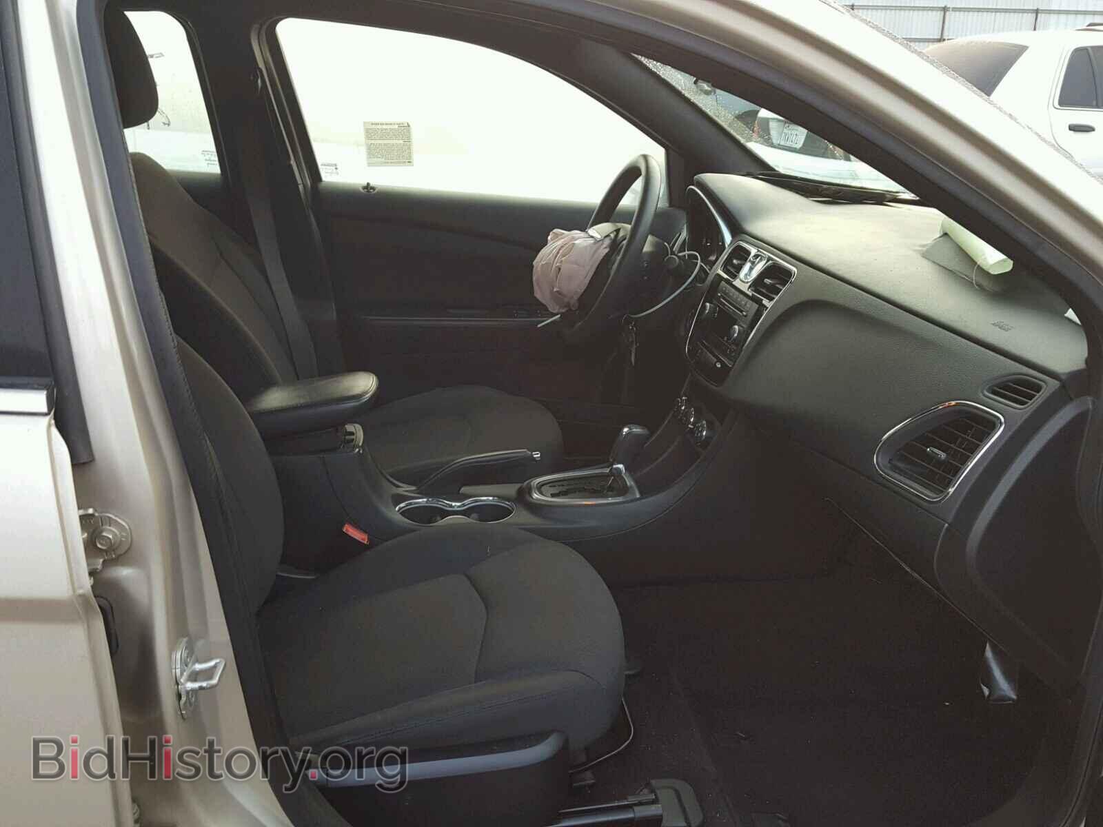2014 CHRYSLER 200 - VIN: 1C3CCBAB2EN123264 - Фото 5