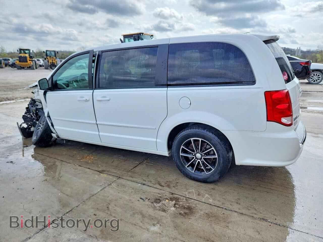 2017 DODGE CARAVAN - VIN: 2C4RDGCG9HR636480 - Фото 2