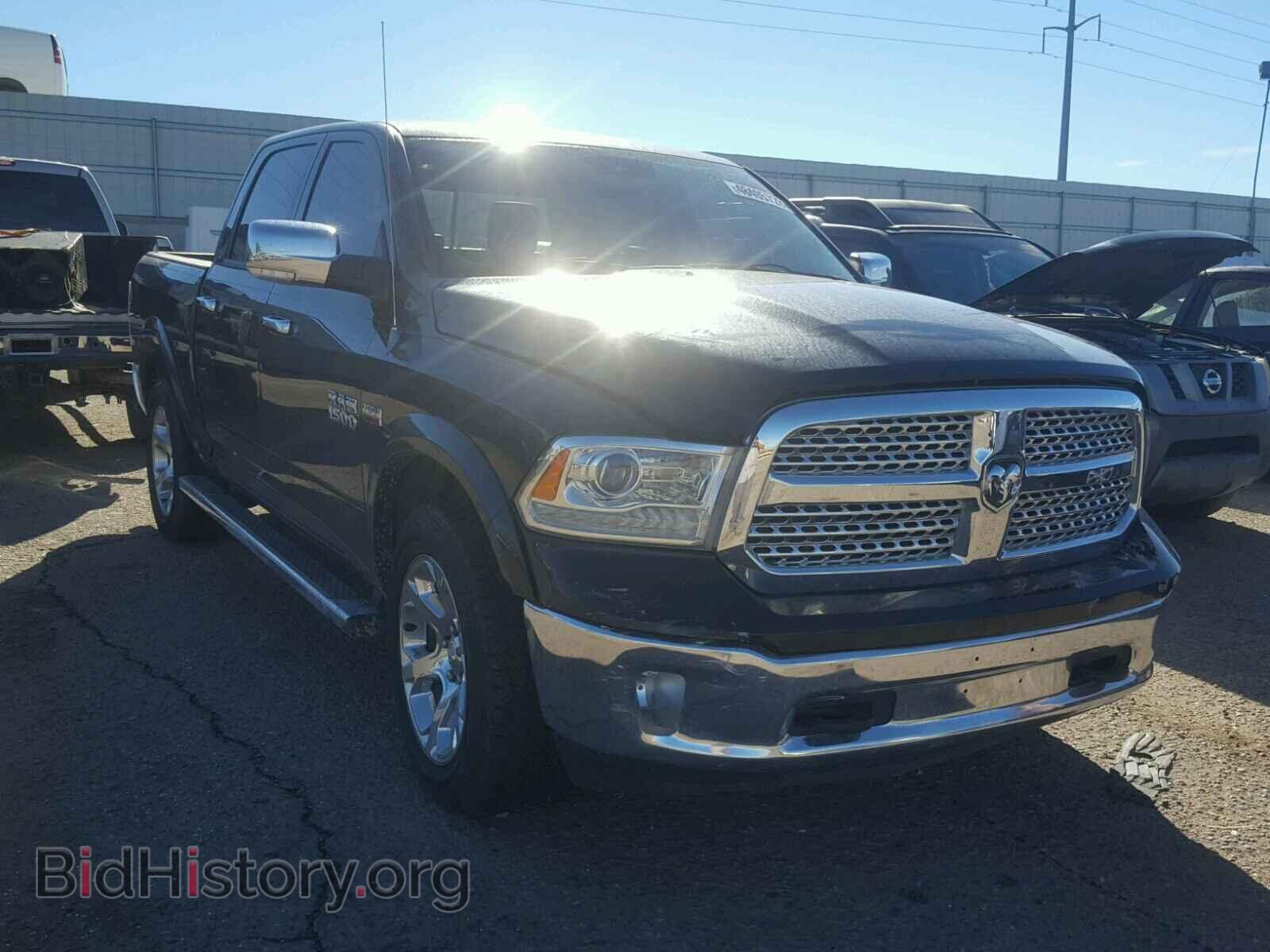 Photo  - RAM 1500 LARAM 2013