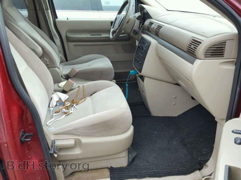 2004 Ford FREESTAR (VIN 2FMZA57614BA61644) — фото 5 из 10