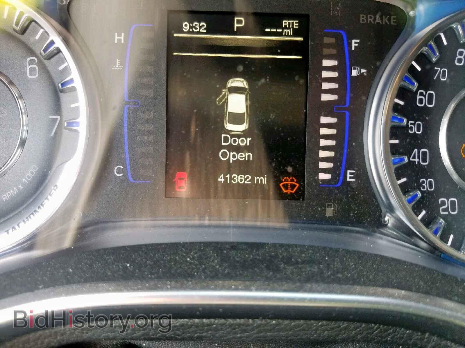 2016 CHRYSLER 200 - VIN: 1C3CCCAB2GN178211 - Фото 8