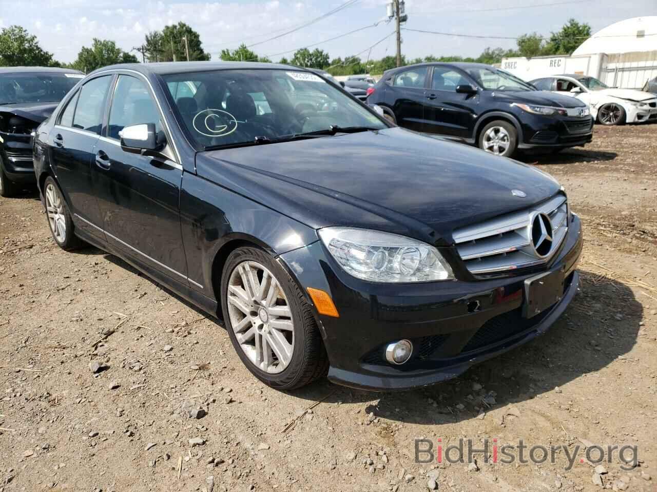 Photo WDDGF81X19R082472 - MERCEDES-BENZ C-CLASS 2009