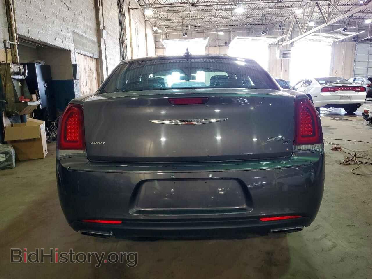 2017 CHRYSLER 300 - VIN: 2C3CCAGG0HH542532 - Фото 6