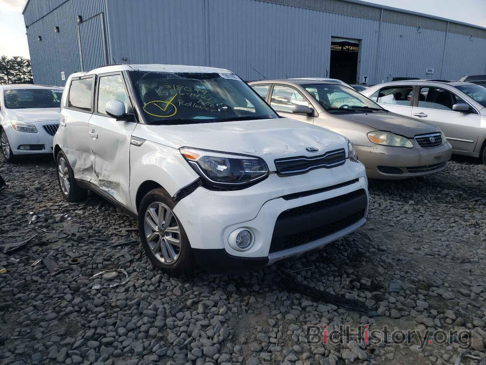 Photo KNDJP3A56K7669282 - KIA SOUL 2019