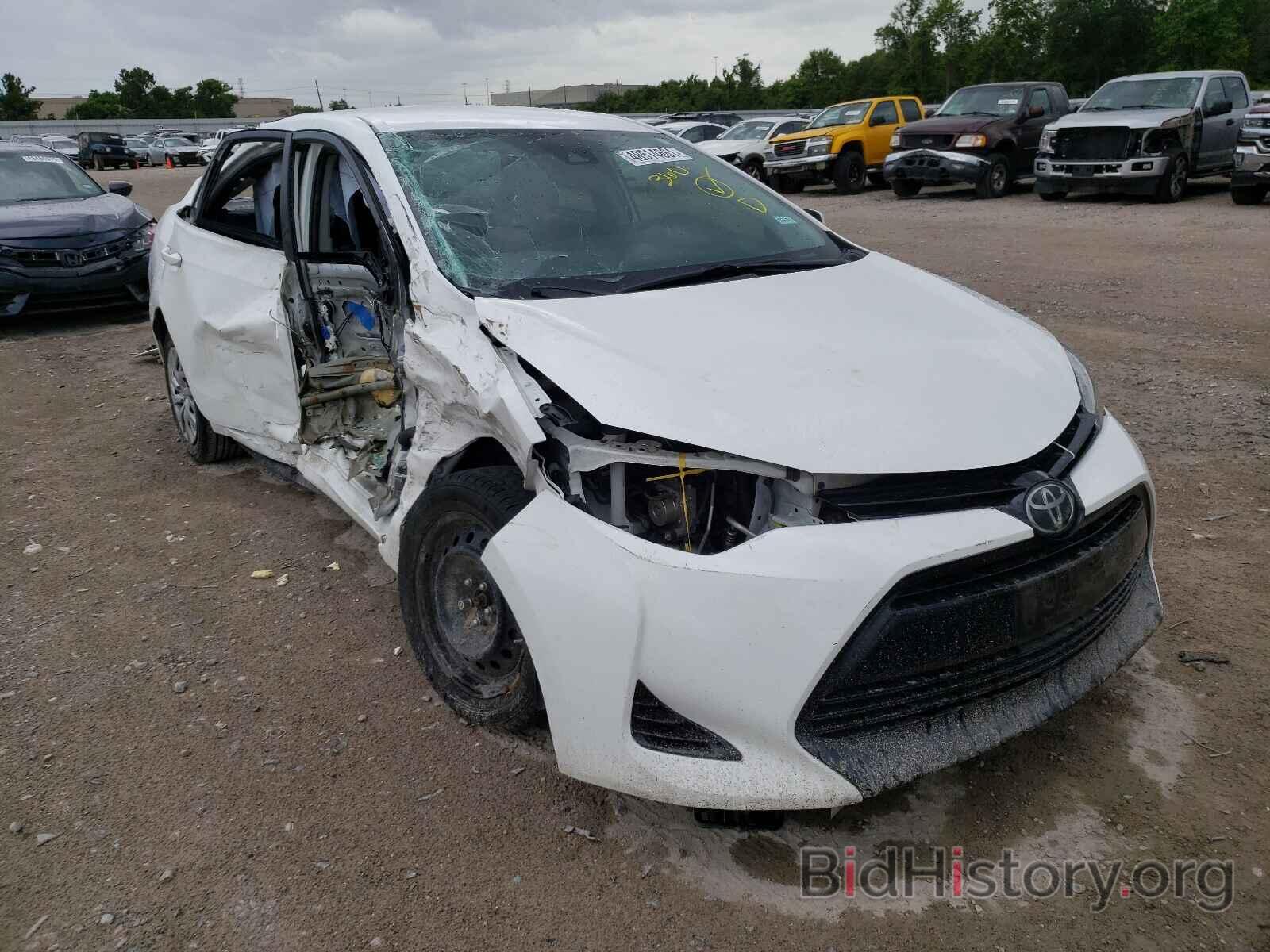 Photo 2T1BURHE7JC086139 - TOYOTA COROLLA 2018