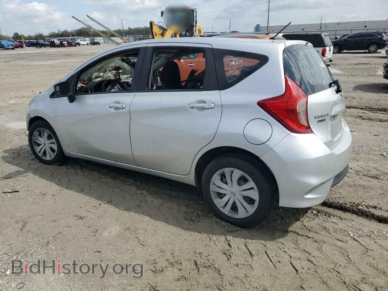 2019 NISSAN VERSA - VIN: 3N1CE2CP3KL356535 - Фото 2