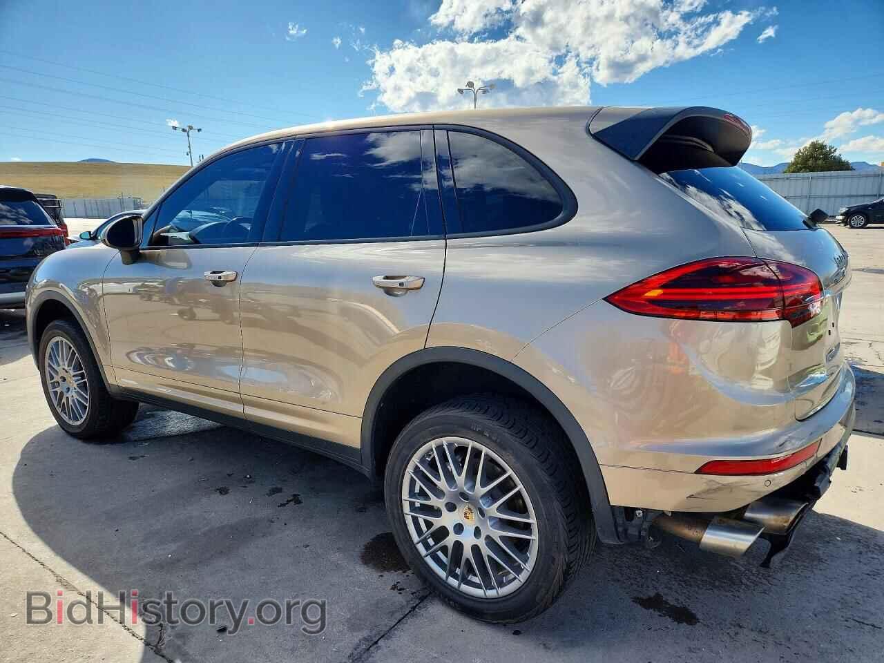 2016 PORSCHE CAYENNE - VIN: WP1AB2A29GLA92775 - Фото 2