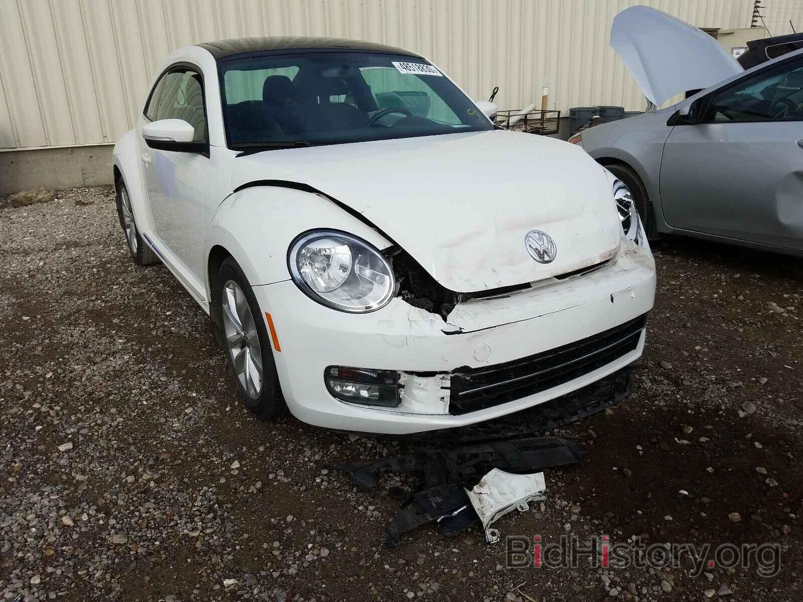 Photo 3VWJX7AT7DM655743 - VOLKSWAGEN BEETLE 2013