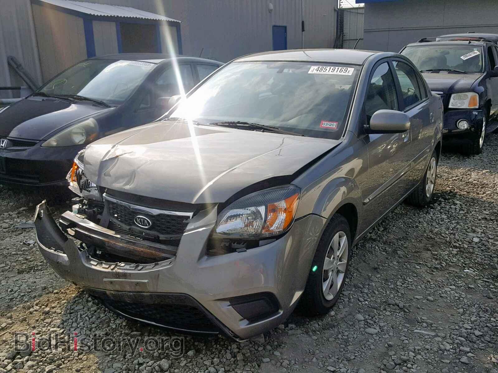 2011 KIA RIO BASE - VIN: KNADH4A36B6955358 - Фото 2