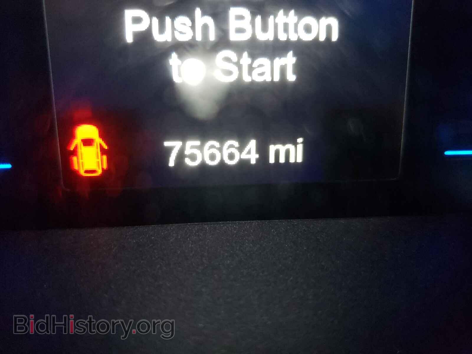 2017 CHRYSLER PACIFICA - VIN: 2C4RC1BG2HR638220 - Photo 8