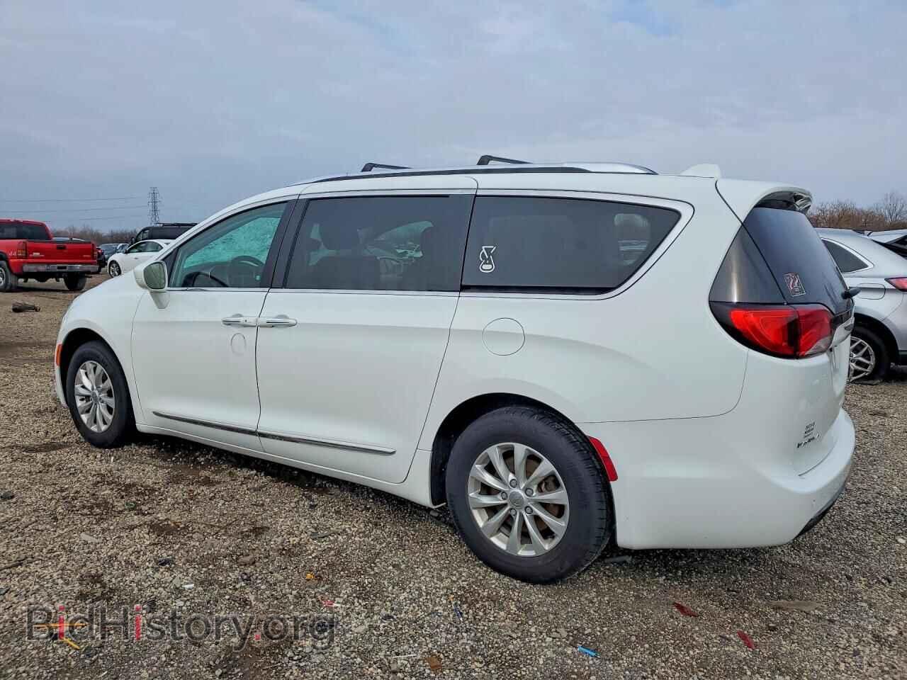 2019 CHRYSLER PACIFICA - VIN: 2C4RC1BG0KR537426 - Фото 2