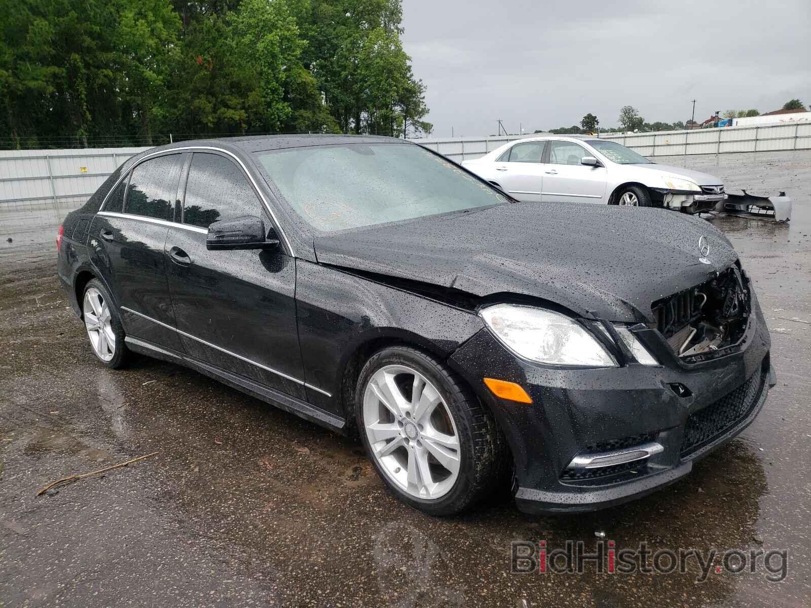 Photo WDDHF5KBXDA723325 - MERCEDES-BENZ E-CLASS 2013