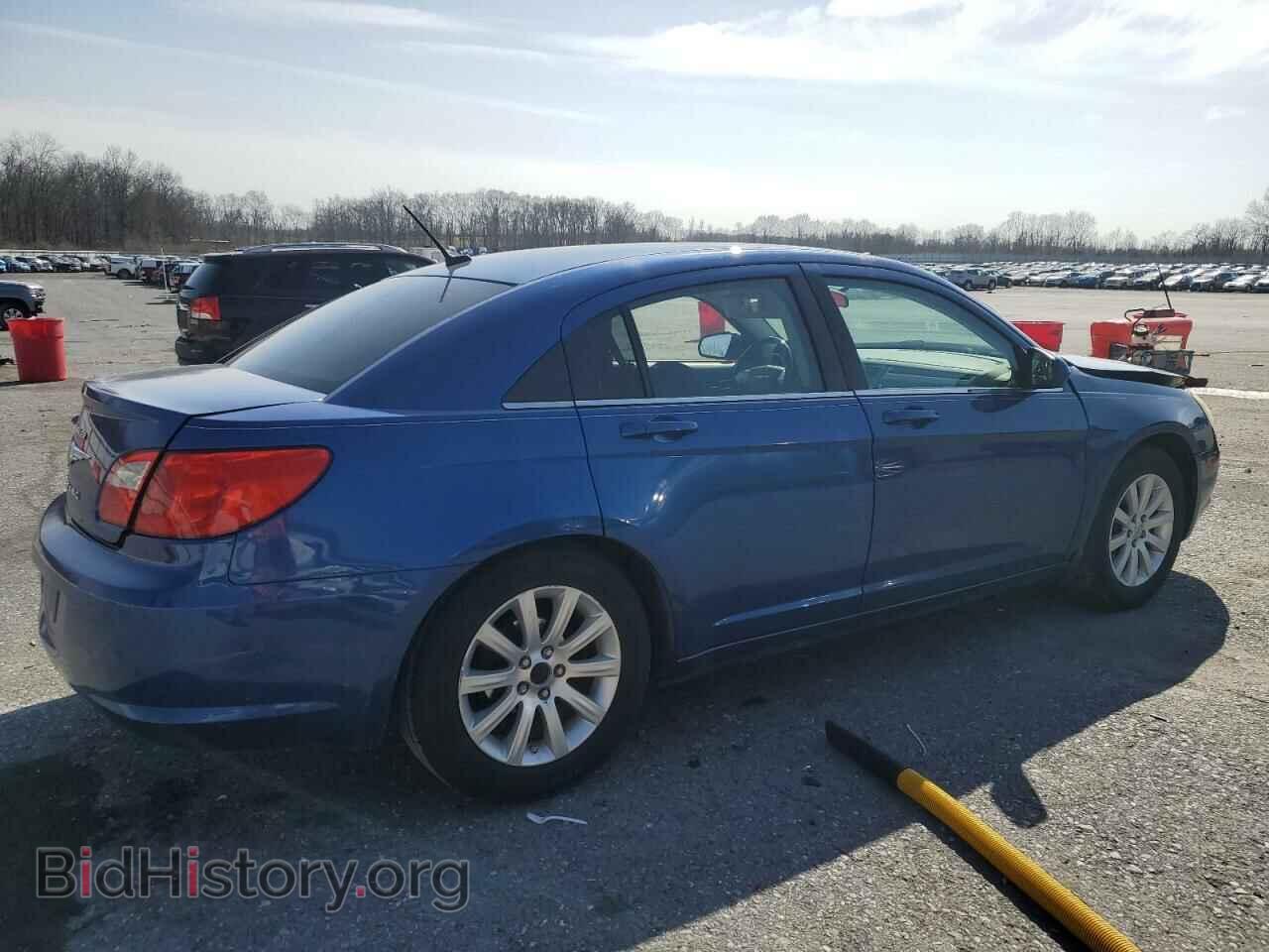 2010 CHRYSLER SEBRING - VIN: 1C3CC5FB2AN109546 - Фото 3