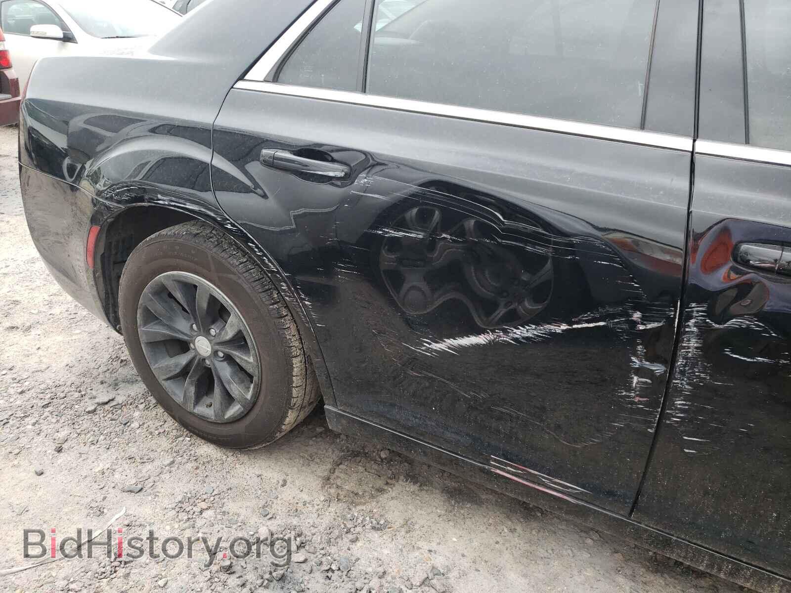 2015 CHRYSLER 300 - VIN: 2C3CCAAG6FH881978 - Фото 9