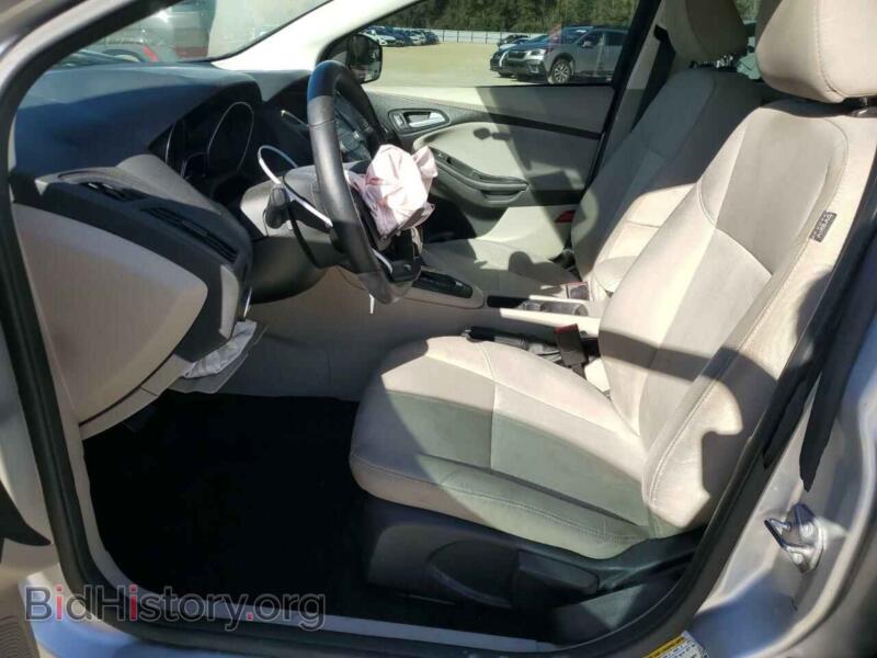 2017 Ford FOCUS (VIN 1FADP3F29HL327312) — фото 7 из 15