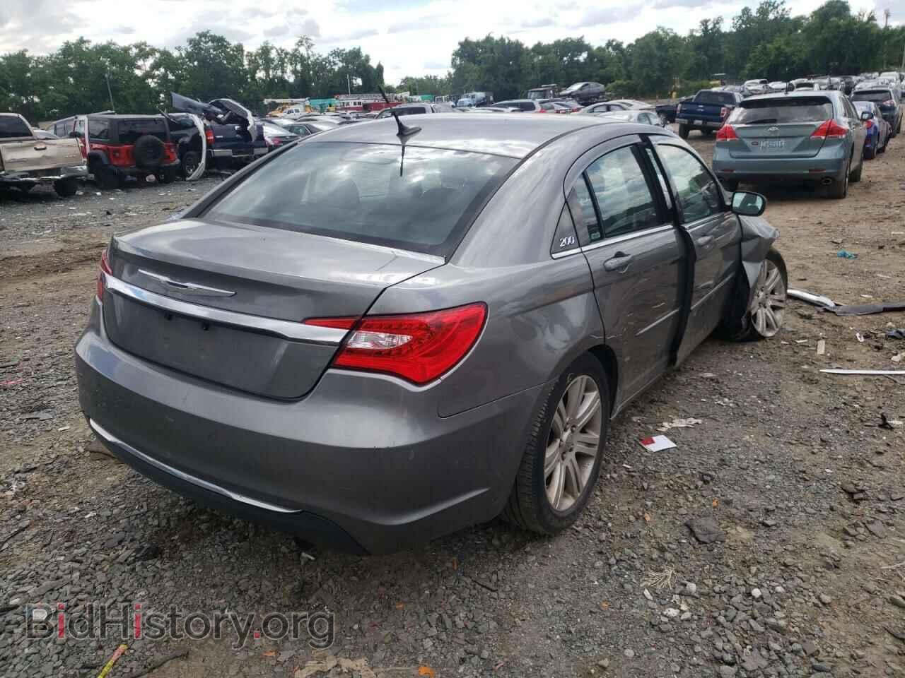 2013 CHRYSLER 200 - VIN: 1C3CCBBB4DN656021 - Photo 4