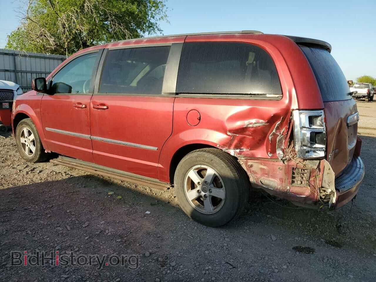 2010 DODGE CARAVAN - VIN: 2D4RN5D16AR388967 - Photo 2