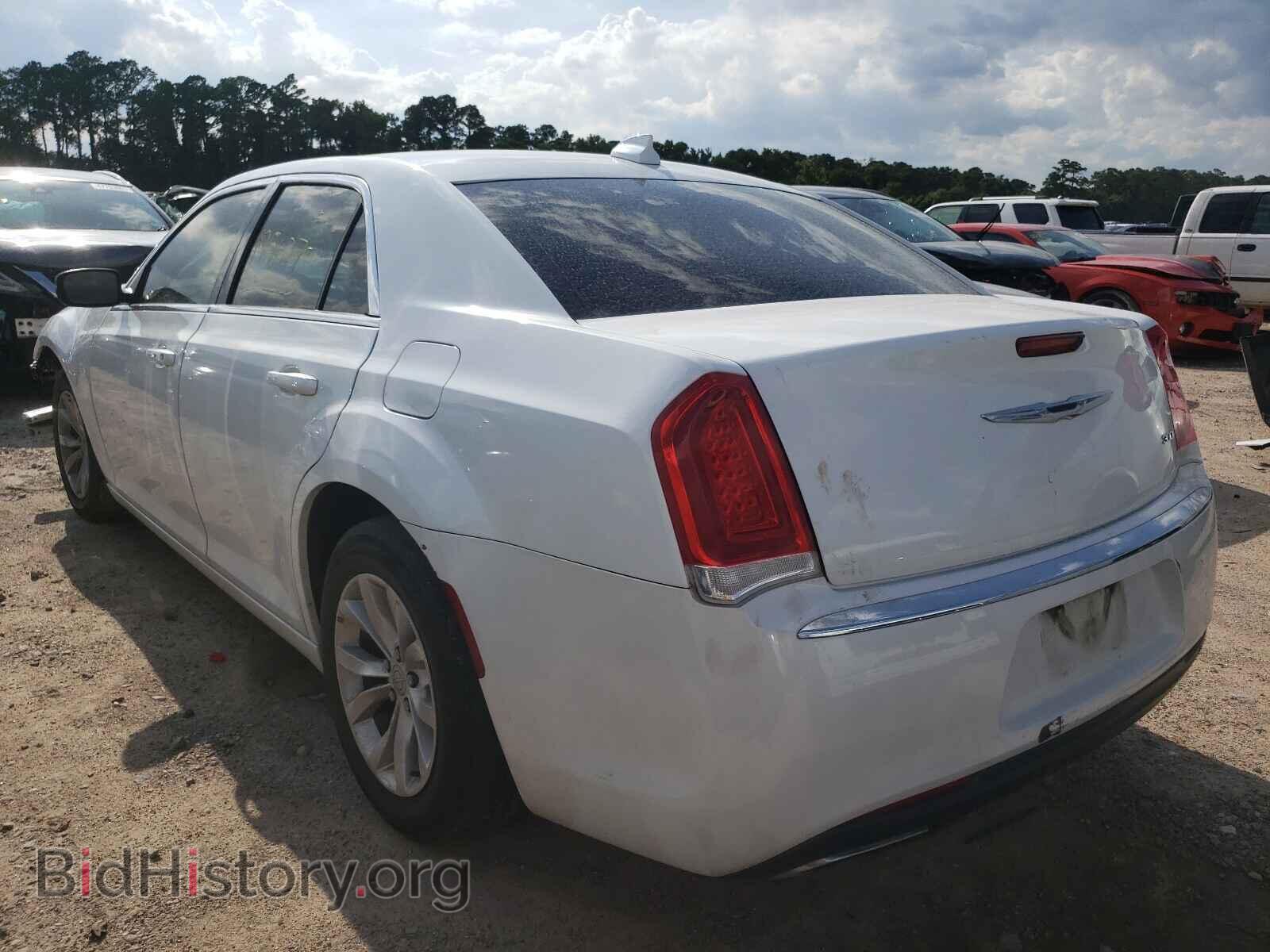 2015 CHRYSLER 300 - VIN: 2C3CCAAG7FH814032 - Фото 3