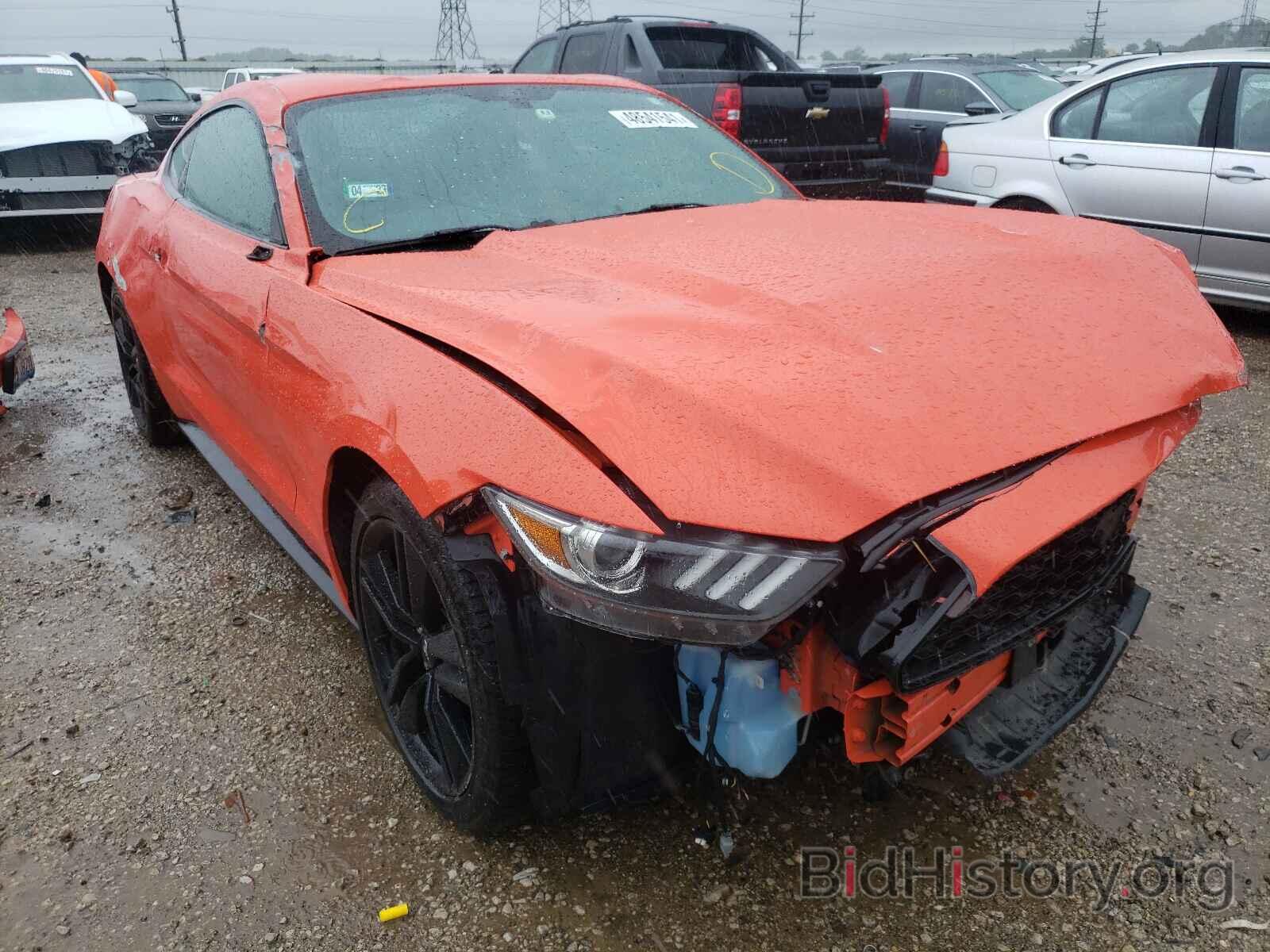 Photo 1FA6P8TH9F5412392 - FORD MUSTANG 2015