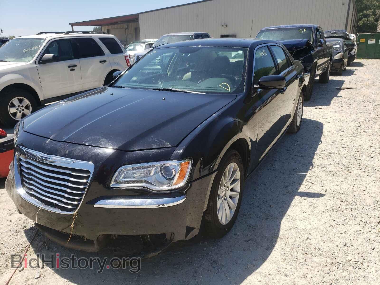 2014 CHRYSLER 300 - VIN: 2C3CCAAG4EH347134 - Фото 2