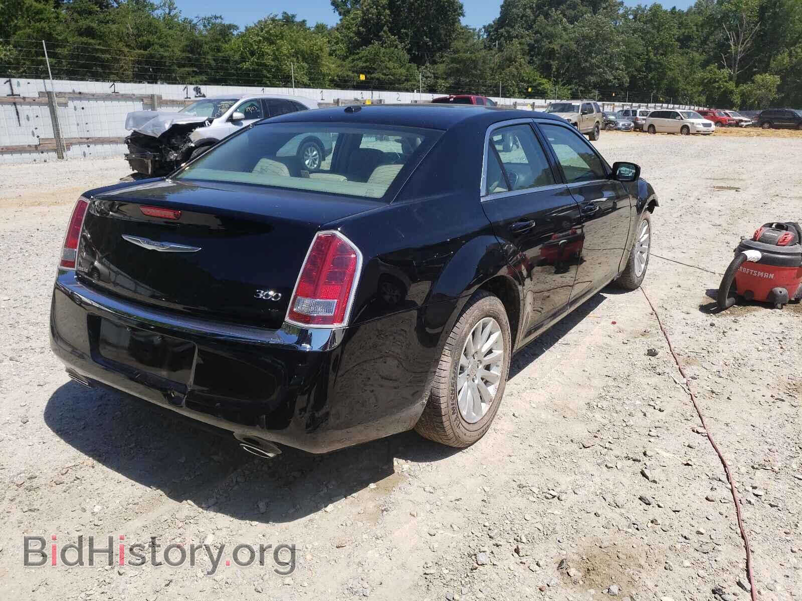 2014 CHRYSLER 300 - VIN: 2C3CCAAG4EH347134 - Фото 4