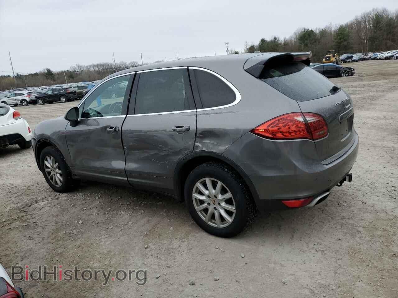 2013 PORSCHE CAYENNE - VIN: WP1AA2A20DLA00824 - Photo 2