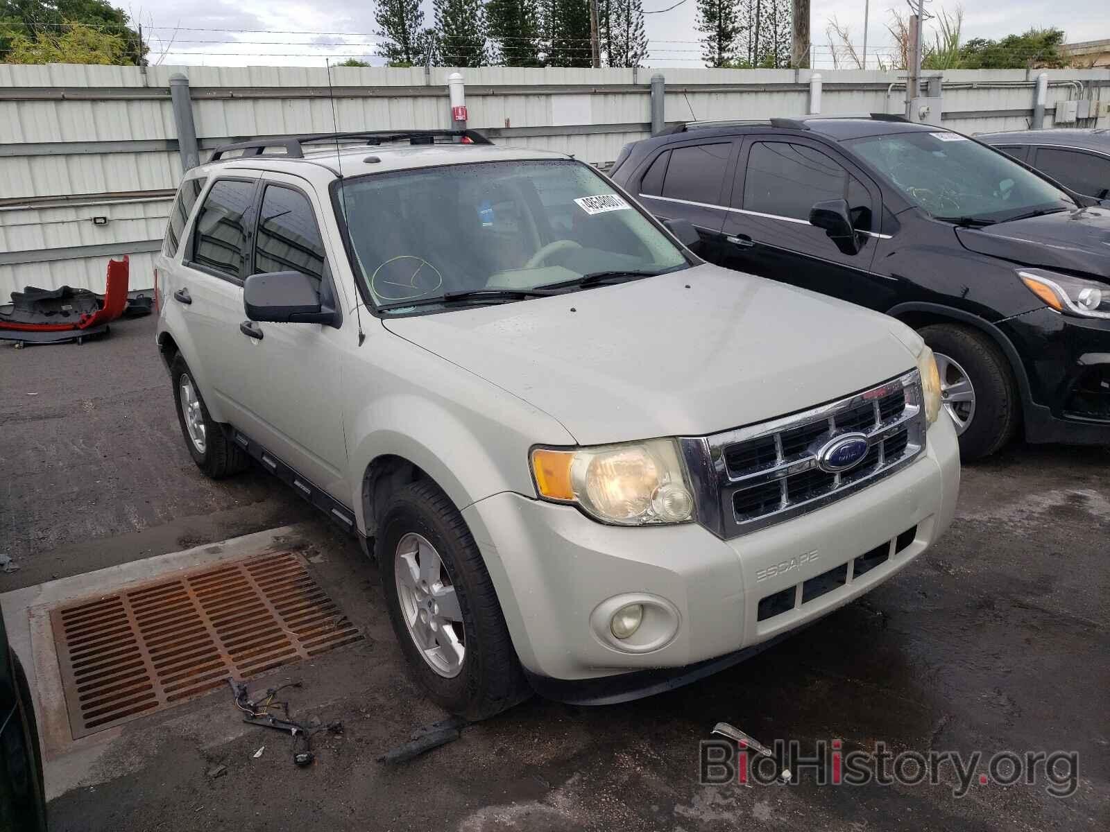 Фотография 1FMCU03G09KC11237 - FORD ESCAPE 2009