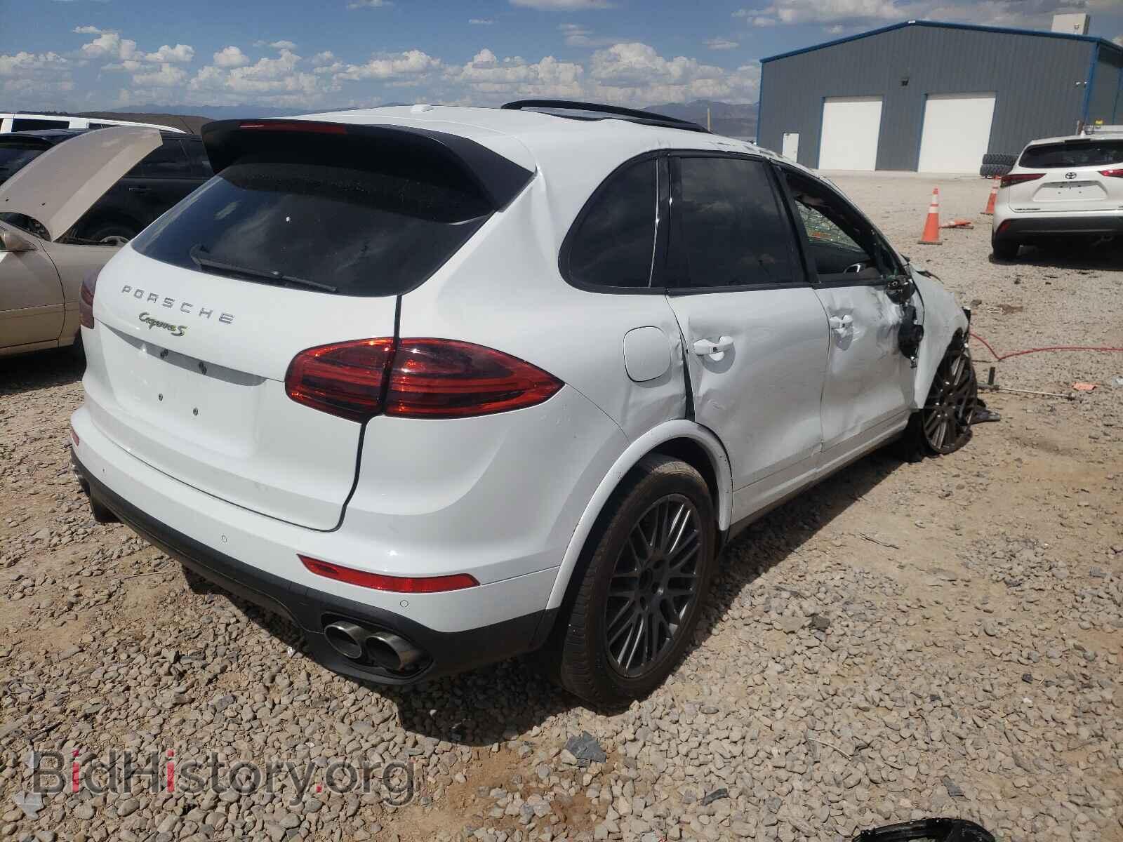 2017 PORSCHE CAYENNE - VIN: WP1AE2A27HLA75644 - Фото 4