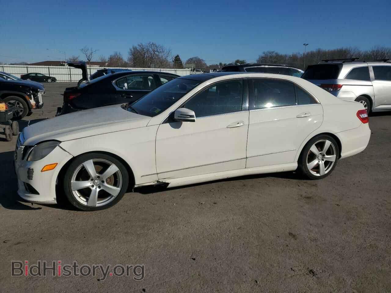 Фотография WDDHF8HBXAA051481 - MERCEDES-BENZ E-CLASS 2010
